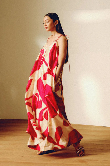 Asia Dress