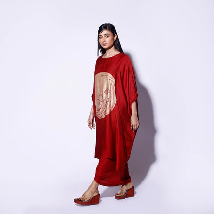 Red Circle Embroided Kaftan