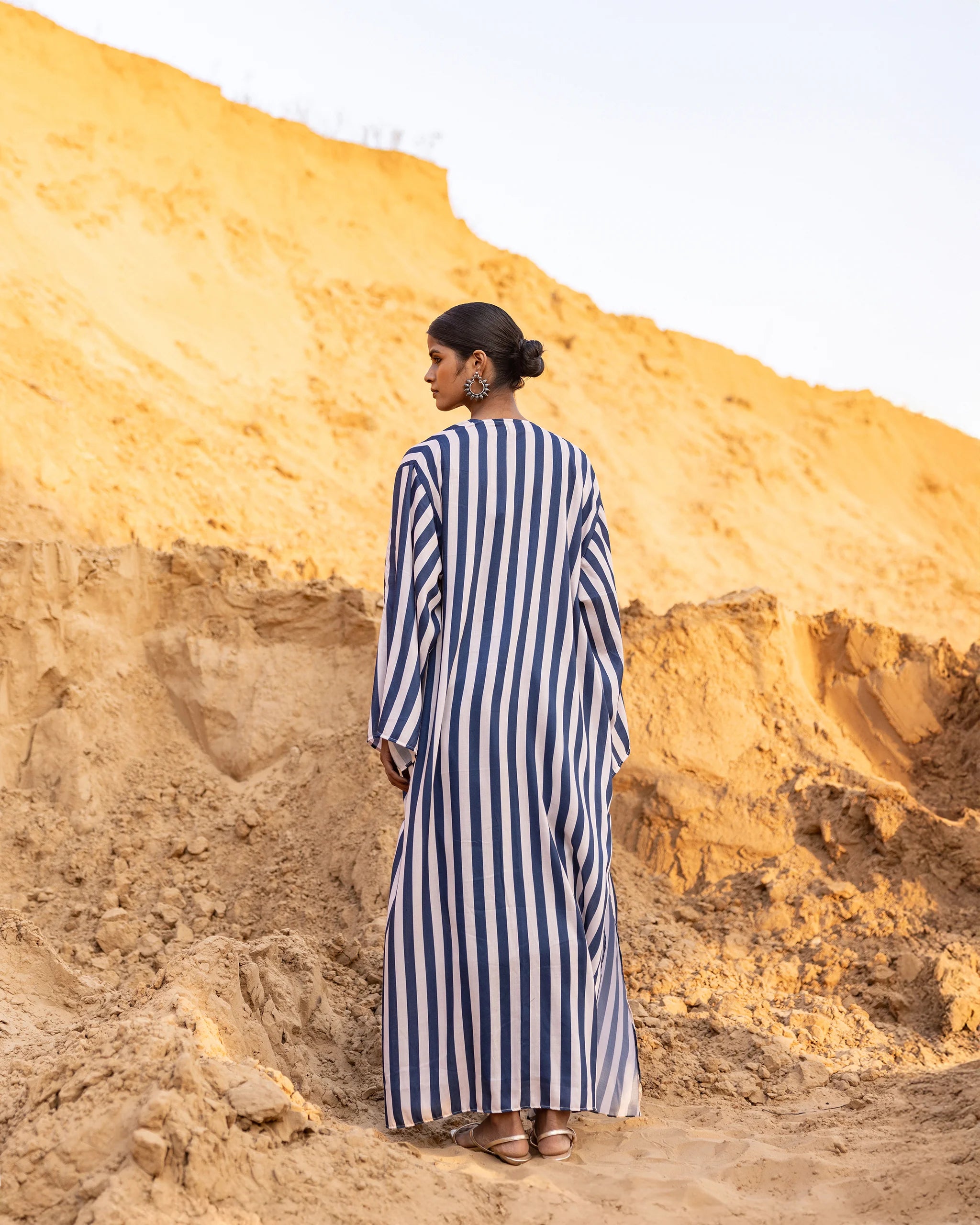Saga Shrug - Blue