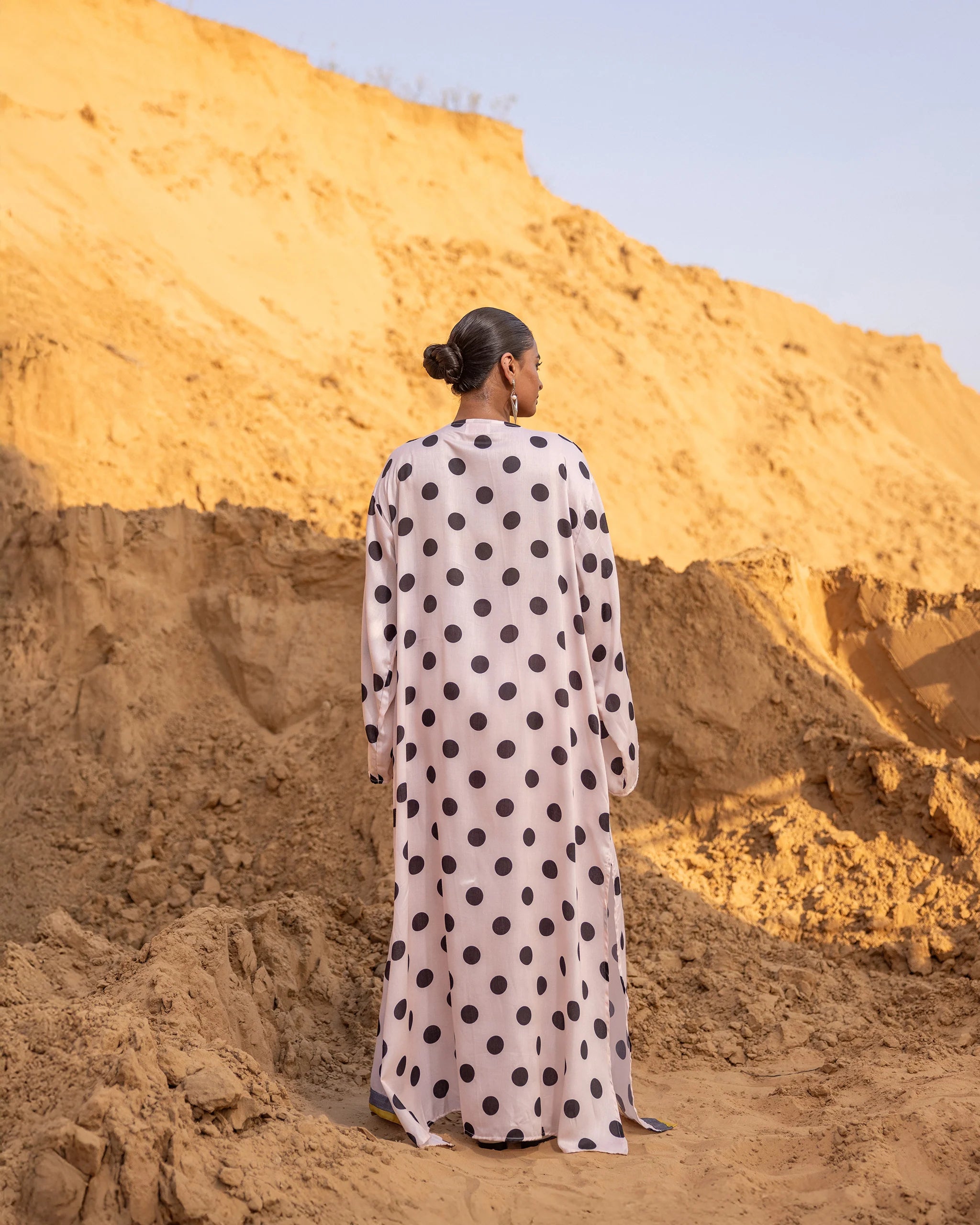 Saga Shrug - Desert Sand