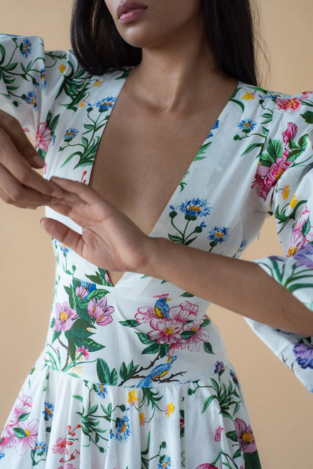 V Neck Long Dress in Flower Print