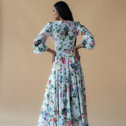 V Neck Long Dress in Flower Print